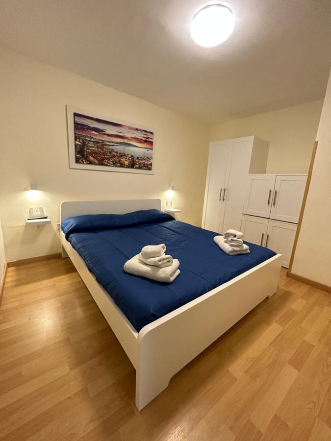 Casa Mattia Apartment Наполи Екстериор снимка